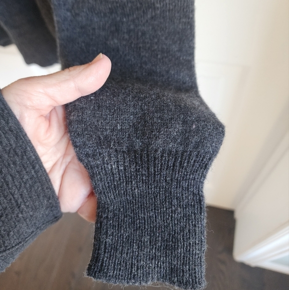 Ethan Pierce Charcoal Gray Lambswool Collared Pullover Mens Medium - Picture 7 of 9